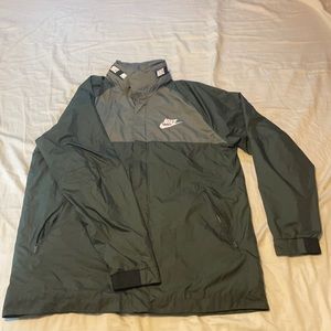 Men’s L dark green Nike jacket